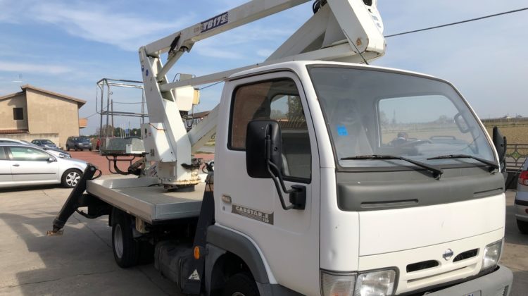 Nissan Cabstar Piattaforma Pantografo c.m.c Tb 175