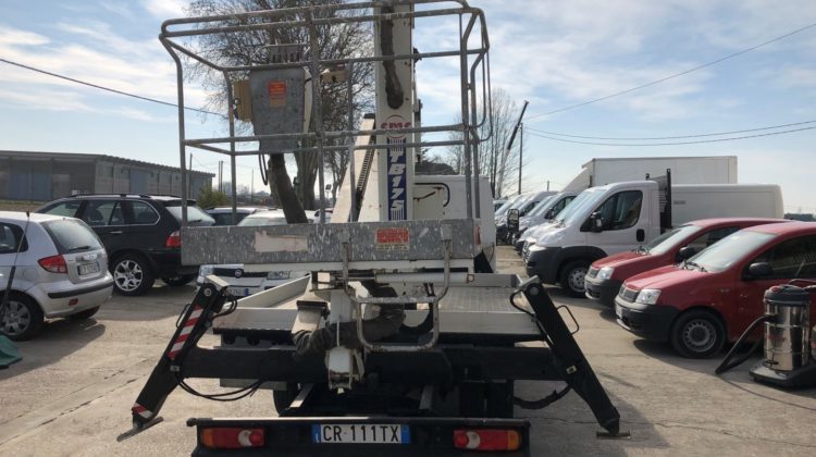 Nissan Cabstar Piattaforma Pantografo c.m.c Tb 175
