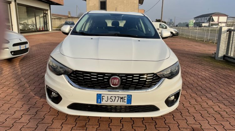 Fiat Tipo 1.3 Mjt S&S 5 porte Lounge EURO 6B