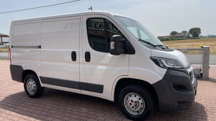 PEUGEOT BOXER 333 2.0 BLUEHDI 130CV FURGONE EURO6B