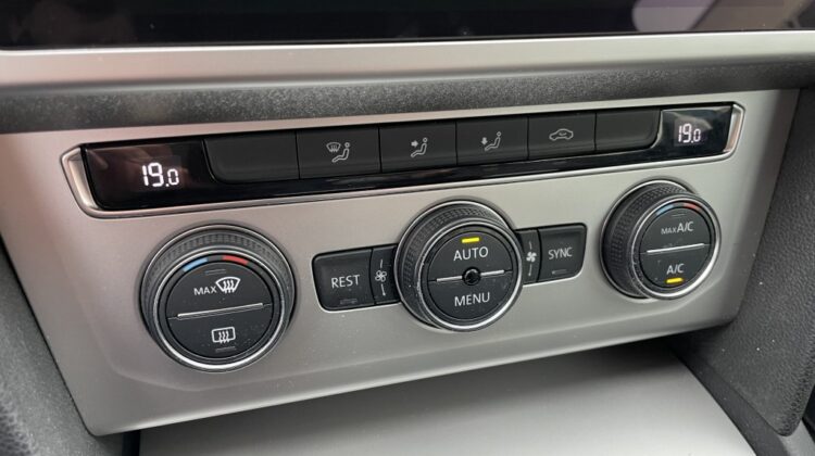 Volkswagen Passat Variant 2.0 Tdi 110Kw Business Bmt EURO 6B