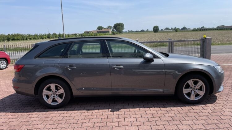 AUDI A4 Avant 2.0 TDI 150CV S Tronic EURO6