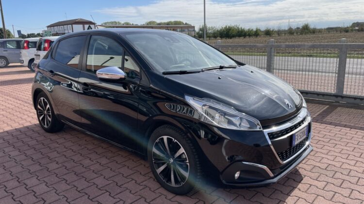 Peugeot 208 Bluehdi 1.5 102cv SIGNATURE Euro 6b