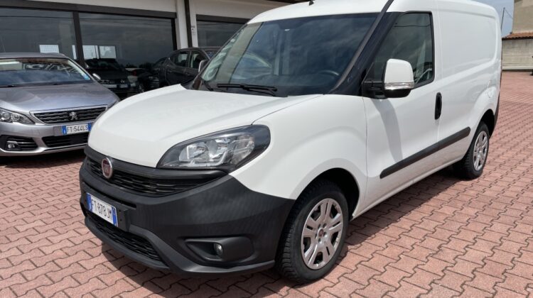 Fiat Doblò 3ª serie Doblò 1.6 MJT 105CV PC-TN Cargo Lamierato SX 3 Posti