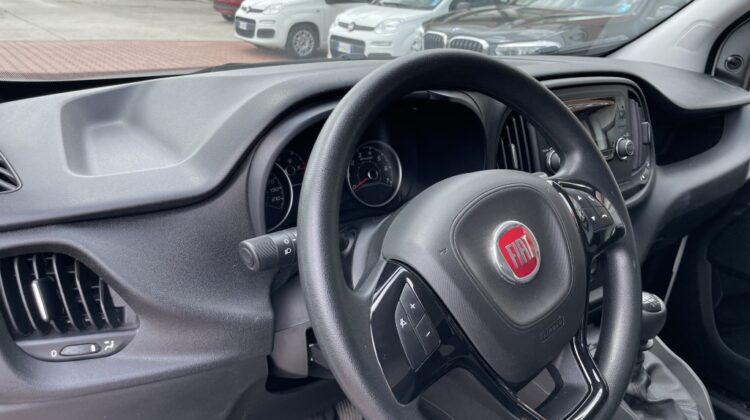 Fiat Doblò 3ª serie Doblò 1.6 MJT 105CV PC-TN Cargo Lamierato SX 3 Posti