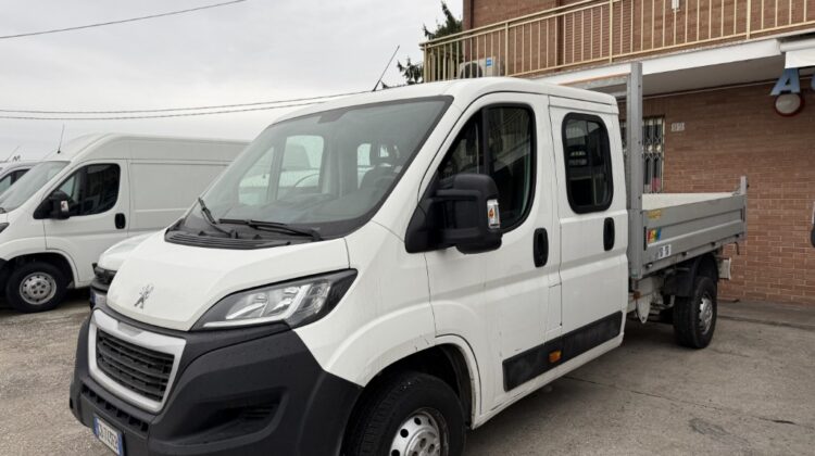 PEUGEOT BOXER DOPPIA CABINA RIBALTABILE TRILATERALE